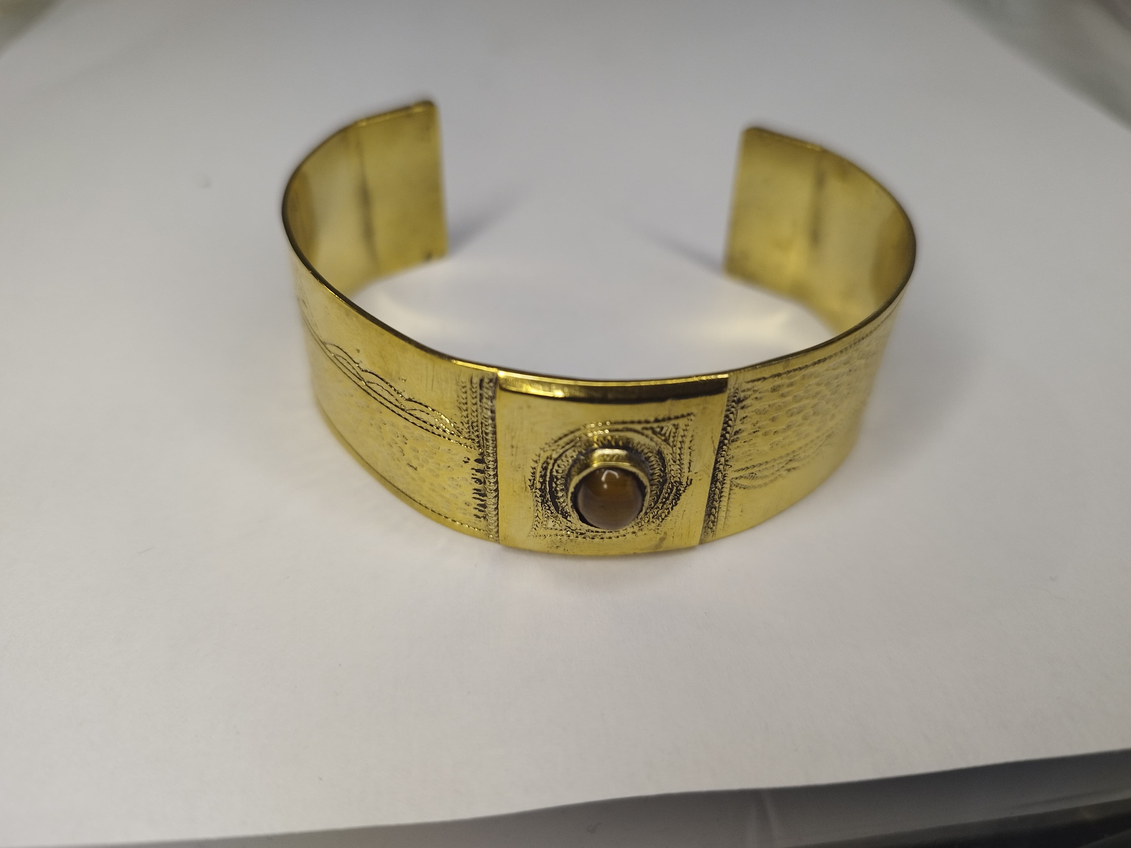 Bracelet manchette en bronze, pierre oeil de tigre